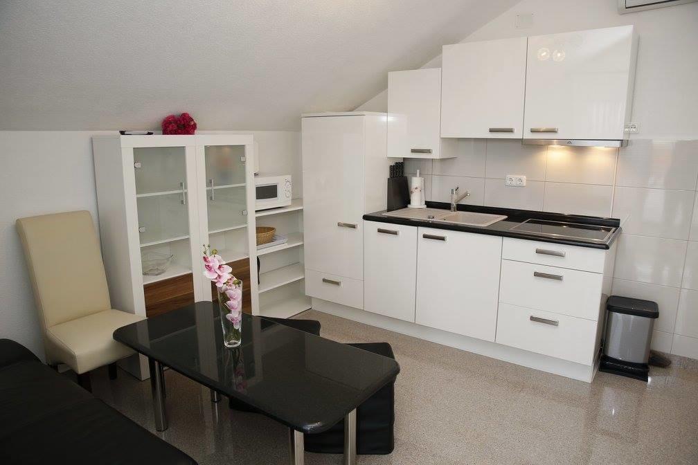Apartments Simic Vodice Esterno foto