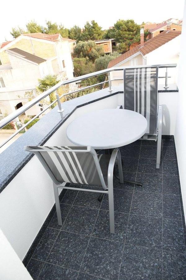 Apartments Simic Vodice Esterno foto