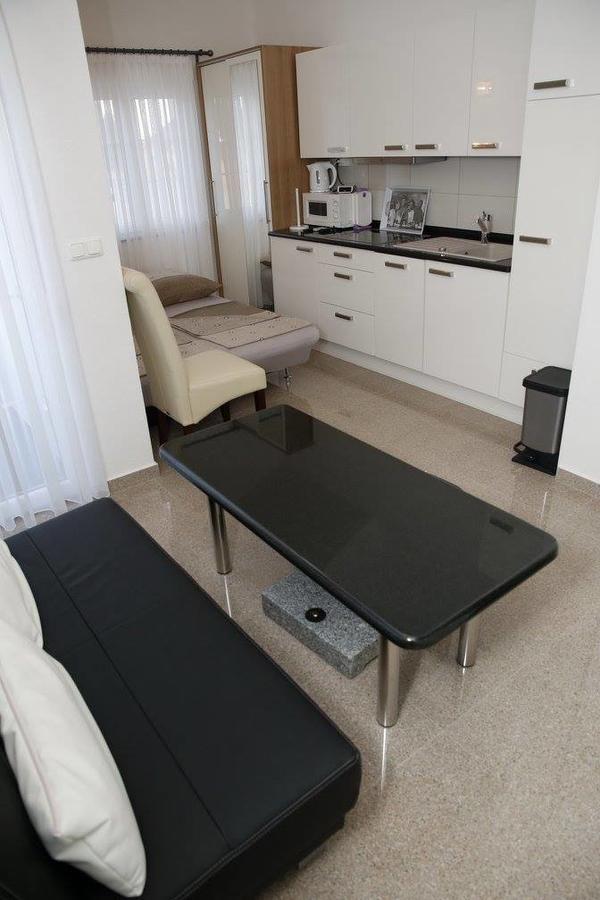 Apartments Simic Vodice Esterno foto